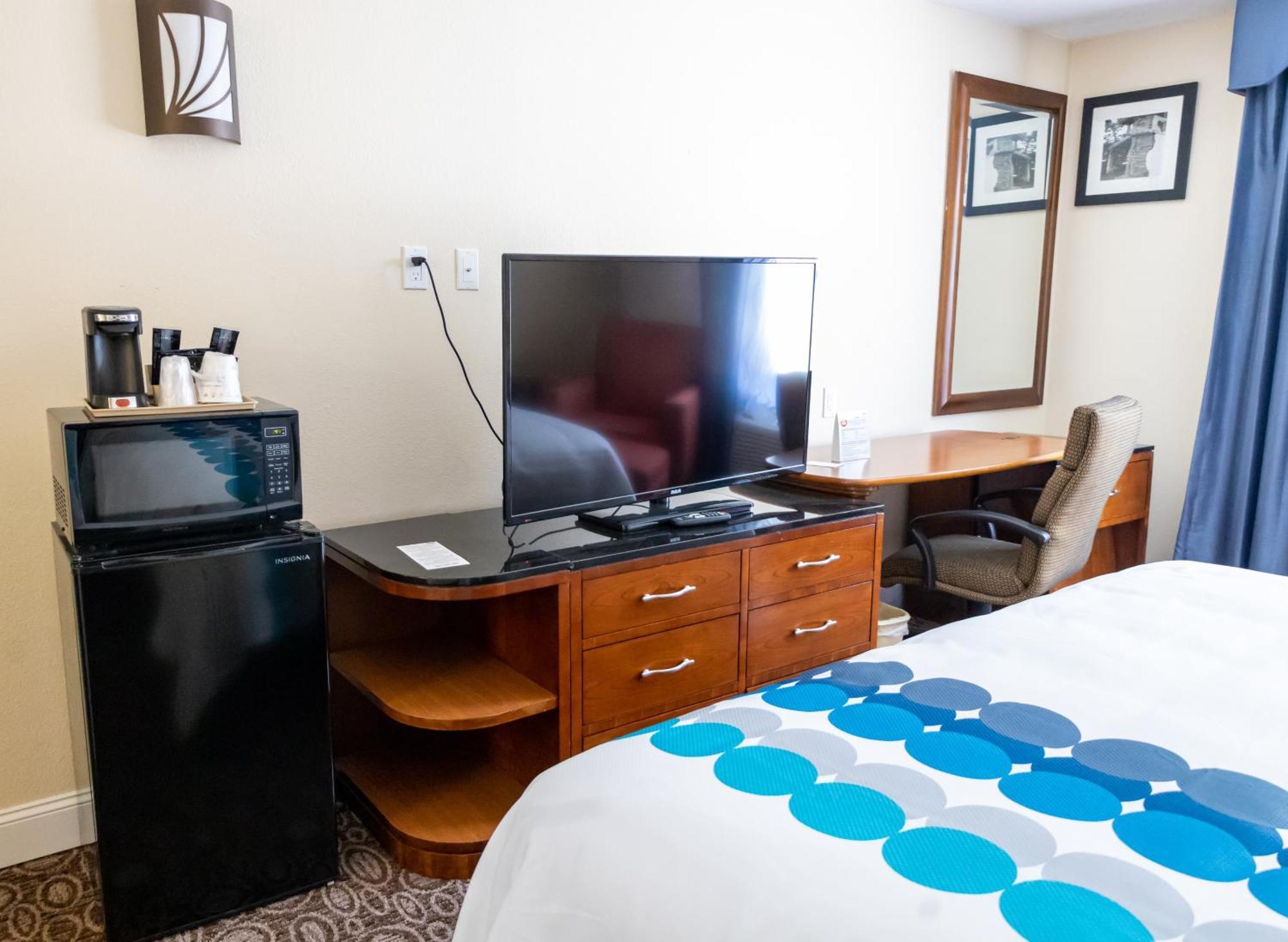 Days Inn By Wyndham College Park Atlanta Airport South Экстерьер фото